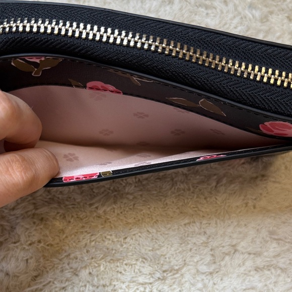Kate Spade Spencer Ditsy Rose Zip Around Continental Wallet - Picture 3 of 12